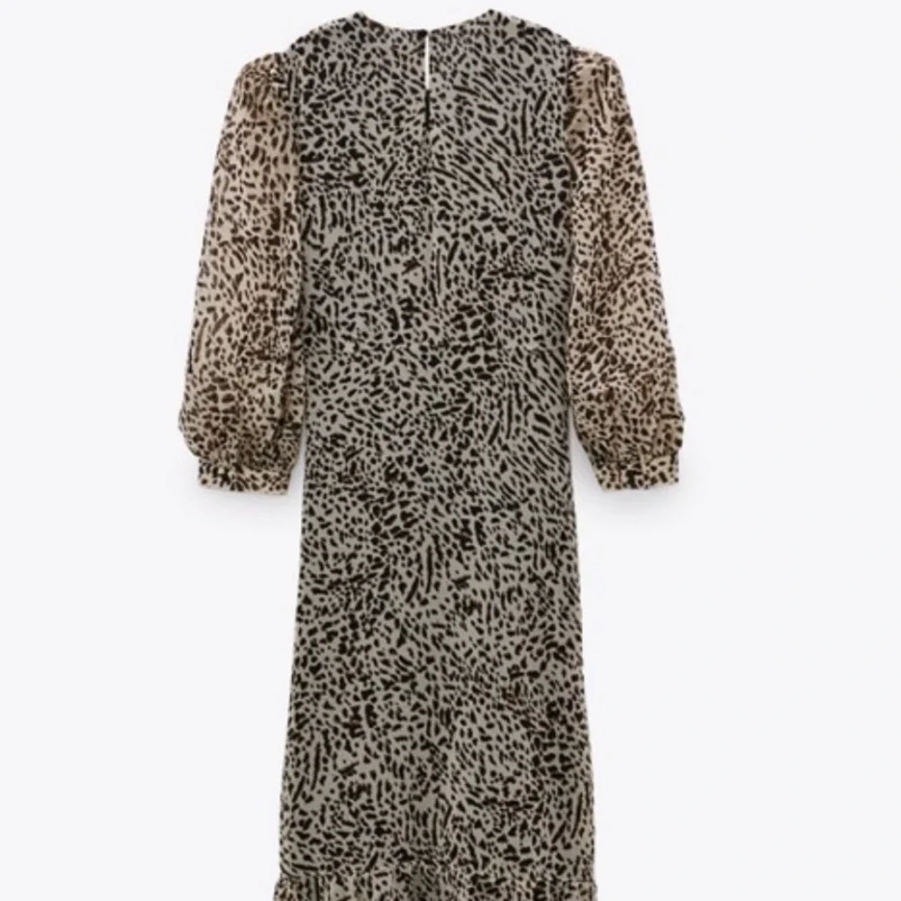 NEW Zara leopard print long sleeve maxi dress - Picture 4 of 9